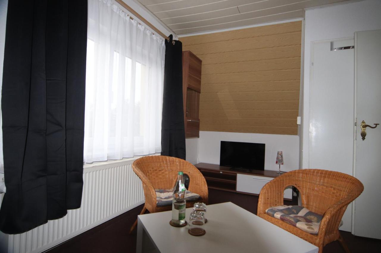 Ruhige Wohnung Mit Terrasse Nur 5 Minuten Zur Mueritz Marienfelde Kültér fotó