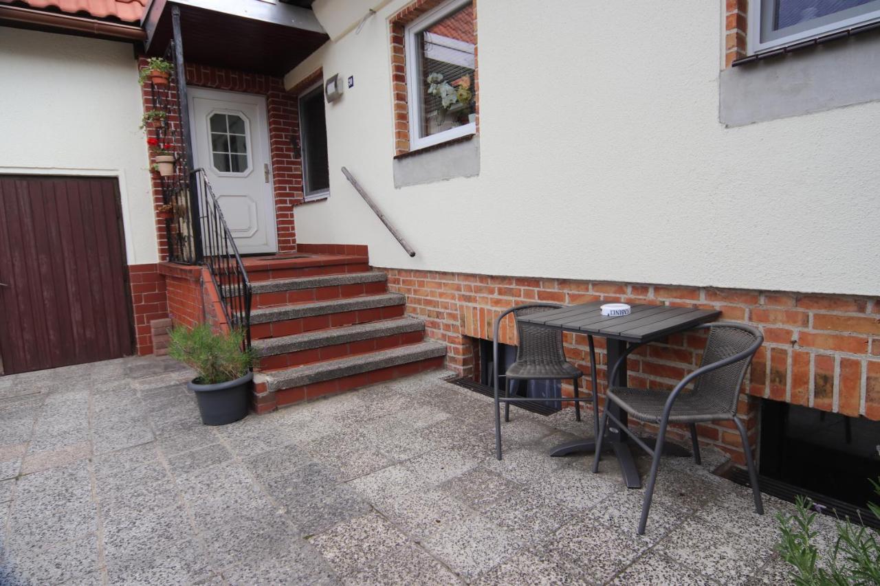 Ruhige Wohnung Mit Terrasse Nur 5 Minuten Zur Mueritz Marienfelde Kültér fotó